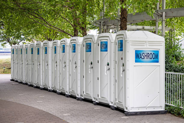 Best Porta potty rental near me  in Dexter, OR