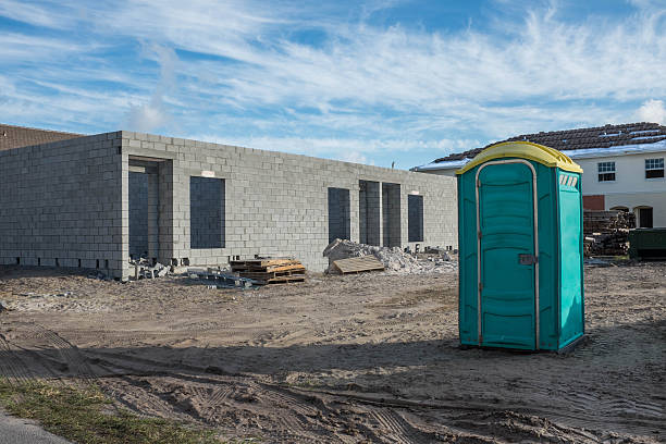 Best Portable restroom trailer rental  in Dexter, OR
